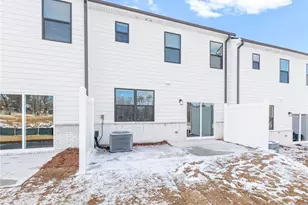 1925 Westwind St, Lawrenceville, GA 30043 - Photo 25