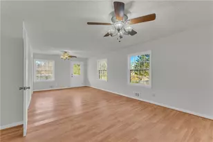 83 King's Dr, Braselton, GA 30517 - Photo 9