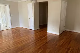 1910 La Dawn Ln NW, Atlanta, GA 30318 - Photo 7