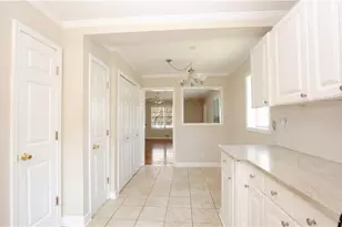 1910 La Dawn Ln NW, Atlanta, GA 30318 - Photo 5