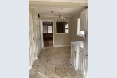 1910 La Dawn Lane NW, Atlanta, GA 30318 - Photo 3