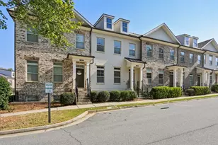 3899 Glenview Club Ln, Duluth, GA 30097 - Photo 7