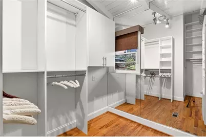 550 Forest Hills Drive, Atlanta, GA 30342 - Photo 31