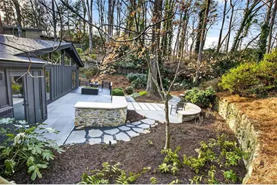 550 Forest Hills Drive, Atlanta, GA 30342 - Photo 53