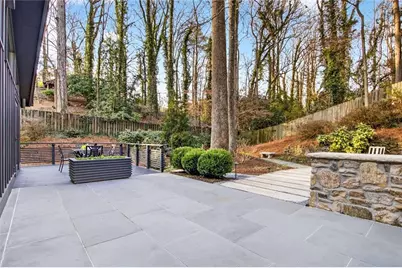 550 Forest Hills Drive, Atlanta, GA 30342 - Photo 47