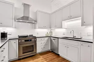 550 Forest Hills Dr, Atlanta, GA 30342 - Photo 11