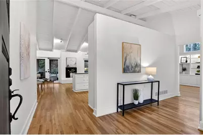 550 Forest Hills Drive, Atlanta, GA 30342 - Photo 7