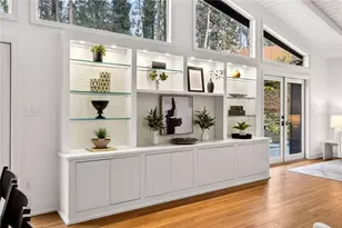 550 Forest Hills Dr, Atlanta, GA 30342 - Photo 21