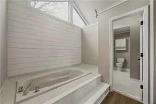 1578 Fair Oaks Ln, Snellville, GA 30078 - Photo 19