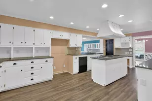 326 Fayette Dr, Winder, GA 30680 - Photo 5