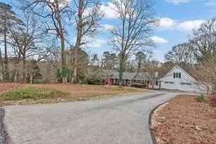 326 Fayette Dr, Winder, GA 30680 - Photo 3