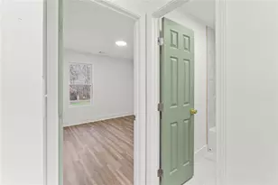 870 Ashley Ct, Monroe, GA 30655 - Photo 15