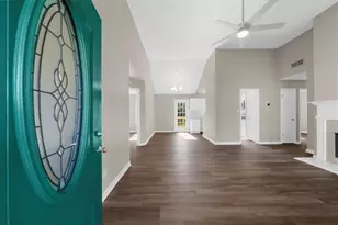 4827 Daintree Ct, Flowery Branch, GA 30542 - Photo 7