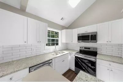 4827 Daintree Court, Flowery Branch, GA 30542 - Photo 21