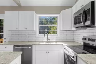 4827 Daintree Ct, Flowery Branch, GA 30542 - Photo 19