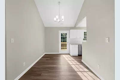 4827 Daintree Court, Flowery Branch, GA 30542 - Photo 15