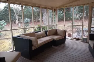 2589 King Cir SE, Conyers, GA 30013 - Photo 19