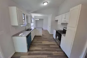 915 Fox Valley Ct, Stone Mountain, GA 30088 - Photo 7