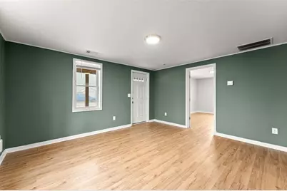 212 Walker Drive, Monroe, GA 30655 - Photo 5