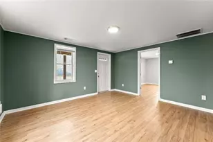 212 Walker Dr, Monroe, GA 30655 - Photo 5