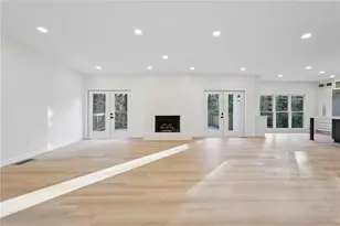 110 Vistacrest Way, Roswell, GA 30075 - Photo 15