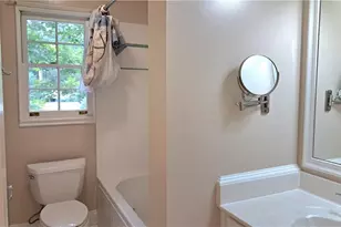 1176 Converse Dr NE, Atlanta, GA 30324 - Photo 17