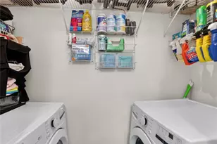 1074 Peachtree Walk NE, Atlanta, GA 30309 - Photo 13