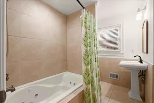 5650 Colton Dr, Sandy Springs, GA 30342 - Photo 29