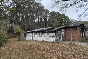 6203 Castlewood Dr, Morrow, GA 30260 - Photo 3