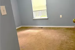 2037 Lakewood Trail SE, Atlanta, GA 30315 - Photo 5