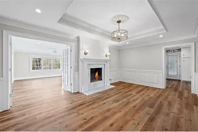 2667 Fontainebleau Drive, Dunwoody, GA 30360 - Photo 9