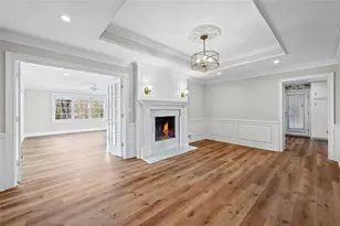 2667 Fontainebleau Dr, Dunwoody, GA 30360 - Photo 9