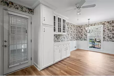 2667 Fontainebleau Drive, Dunwoody, GA 30360 - Photo 15