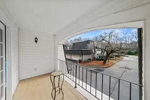 5490 Chemin De Vie, Atlanta, GA 30342 - Photo 27
