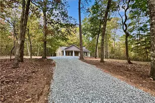 730 Carrie Cove Ln, Clarkesville, GA 30523 - Photo 15