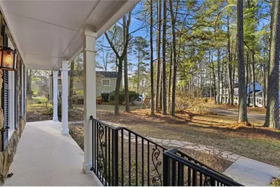 4295 Shawn Court, Peachtree Corners, GA 30092 - Photo 9