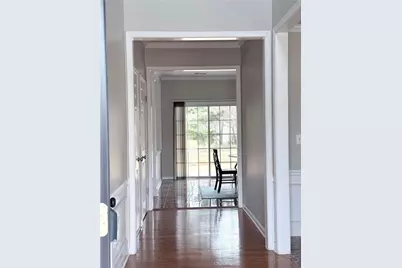 8965 Friarbridge Drive, Suwanee, GA 30024 - Photo 3