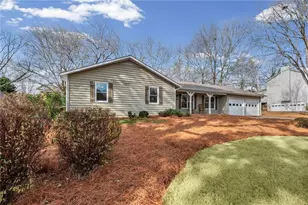 2620 Tritt Ln NE, Marietta, GA 30062 - Photo 3