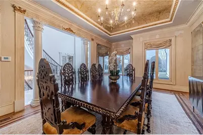 8330 Jett Ferry Road, Sandy Springs, GA 30350 - Photo 11