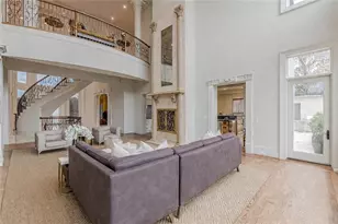 8330 Jett Ferry Rd, Sandy Springs, GA 30350 - Photo 29