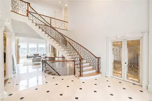 8330 Jett Ferry Rd, Sandy Springs, GA 30350 - Photo 7