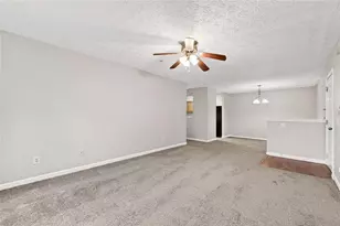 2104 Fairington Club Dr, Lithonia, GA 30038 - Photo 9