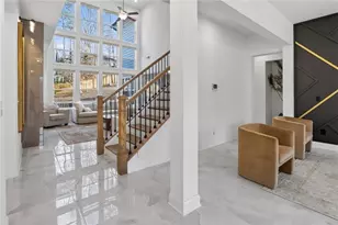 3745 Heddington Ln NE, Marietta, GA 30062 - Photo 9