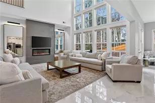 3745 Heddington Ln NE, Marietta, GA 30062 - Photo 15