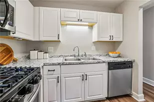 6681 September Eve, Peachtree Corners, GA 30092 - Photo 7