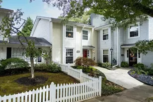 1477 Hampton Glen Ct, Decatur, GA 30033 - Photo 1