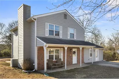 284 Oak Ridge, Auburn, GA 30011 - Photo 1