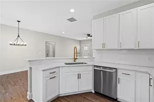 1816 Oak Spring St, Statham, GA 30666 - Photo 11