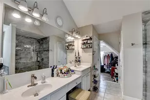 3925 Suwanee Bend Dr, Suwanee, GA 30024 - Photo 39