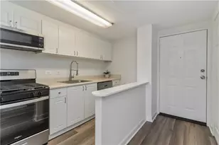 1501 Clairmont Rd, Decatur, GA 30033 - Photo 5